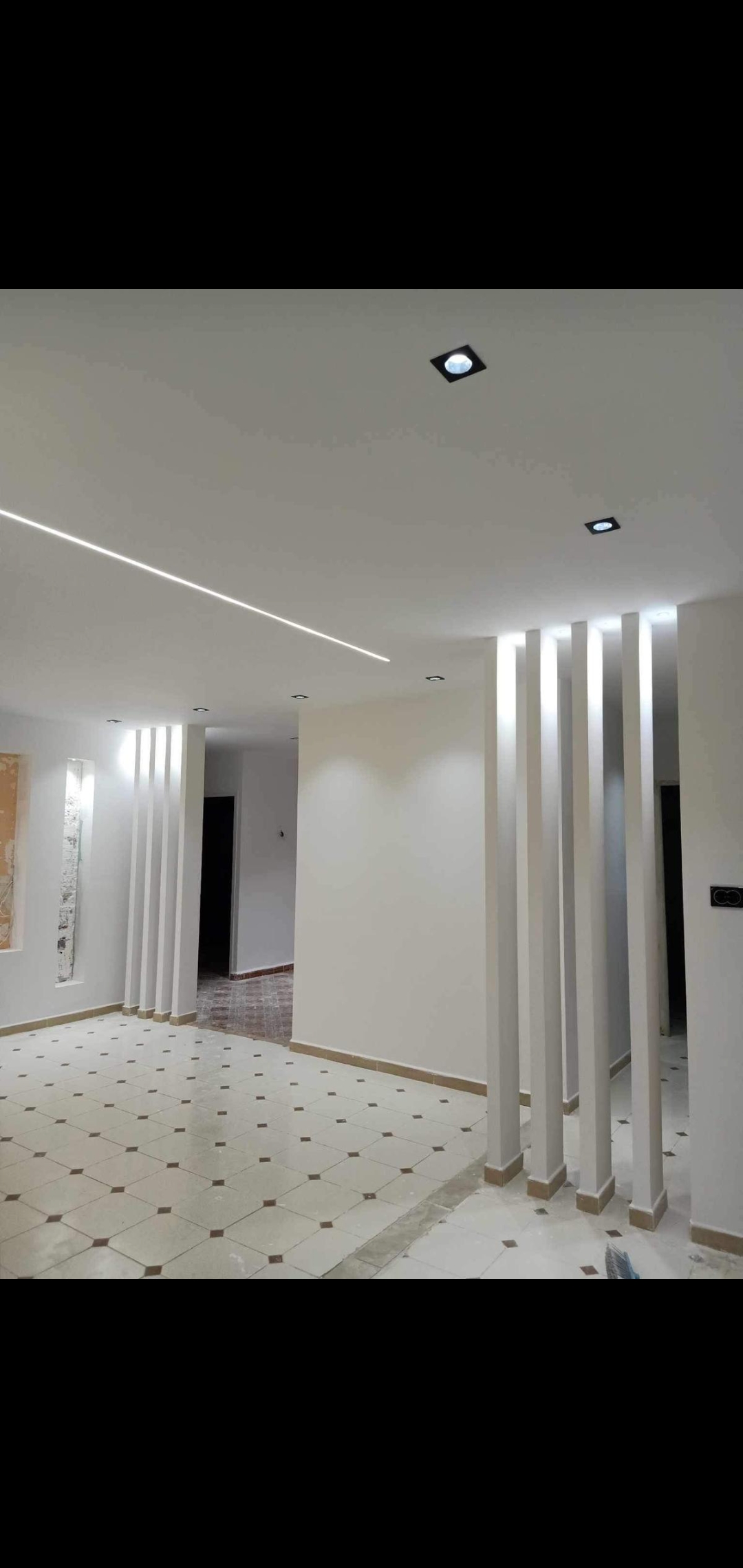 Oran Ain Turk Vente Appart. 5 pices+ Appartement type 5 rnov avec son garage