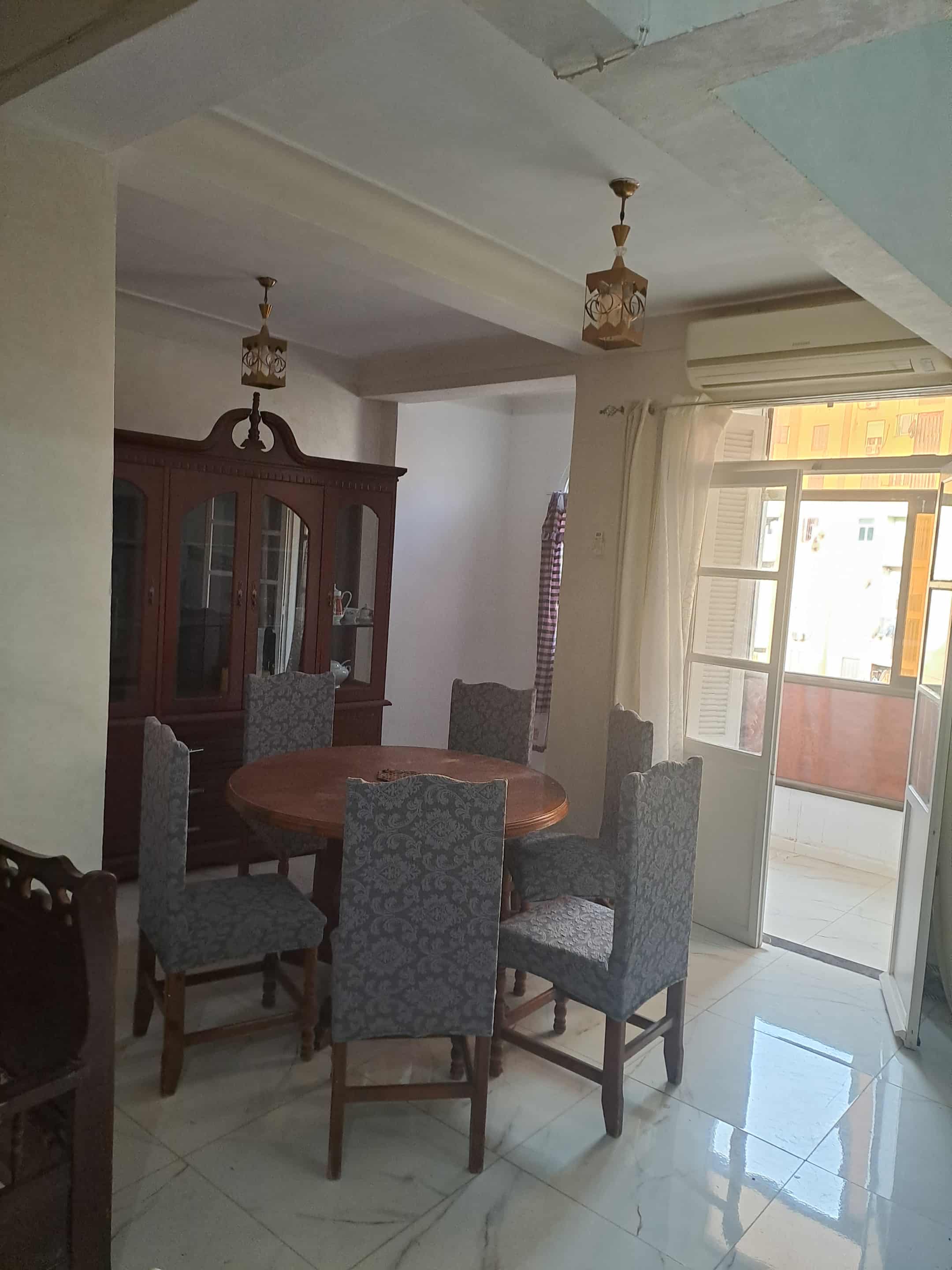 Tizi Ouzou Tizi Ouzou Location vacances Appart. 3 pices Appartement meuble   f3    de 100 m2